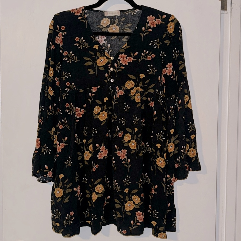 ALTAR’D STATE YELLOW FLORAL BLACK DRESS 🌼 Long Flare Sleeves and Empire Waist